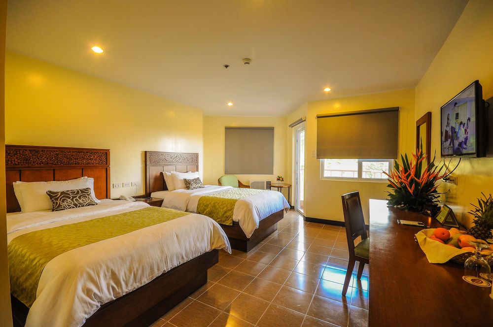 Canyon Woods Resort Club Tagaytay Tagaytay City Exteriör bild