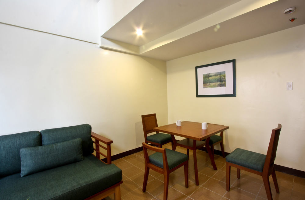 Canyon Woods Resort Club Tagaytay Tagaytay City Exteriör bild